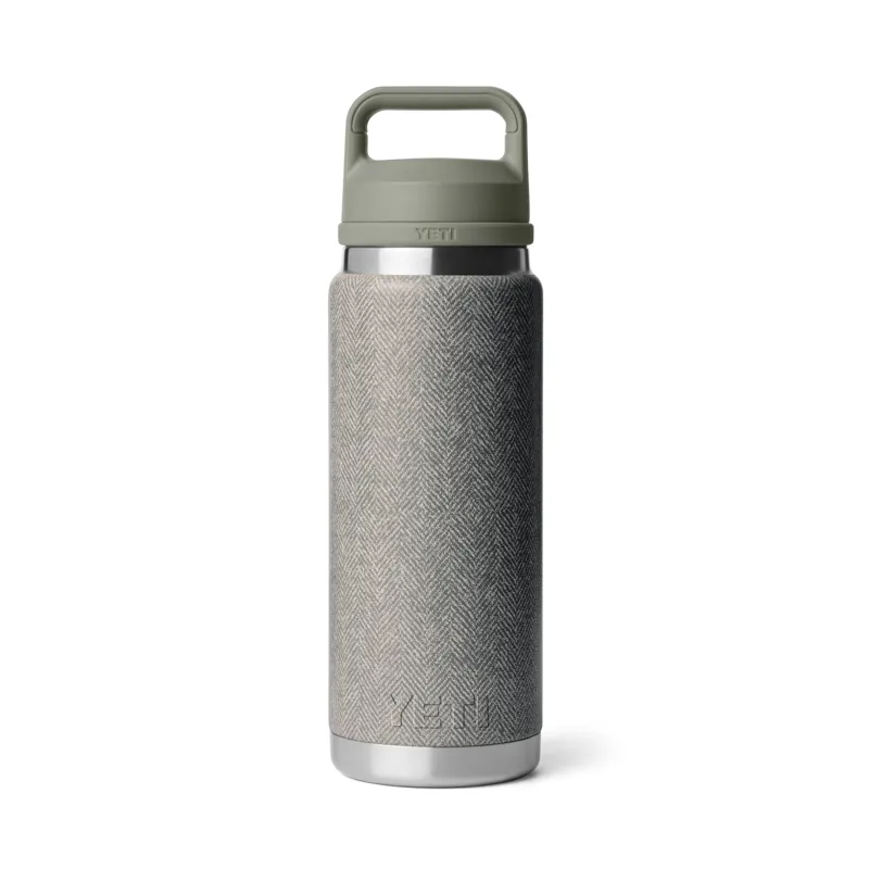 Yeti 26oz Chug Bottle in Riverhead Green-2