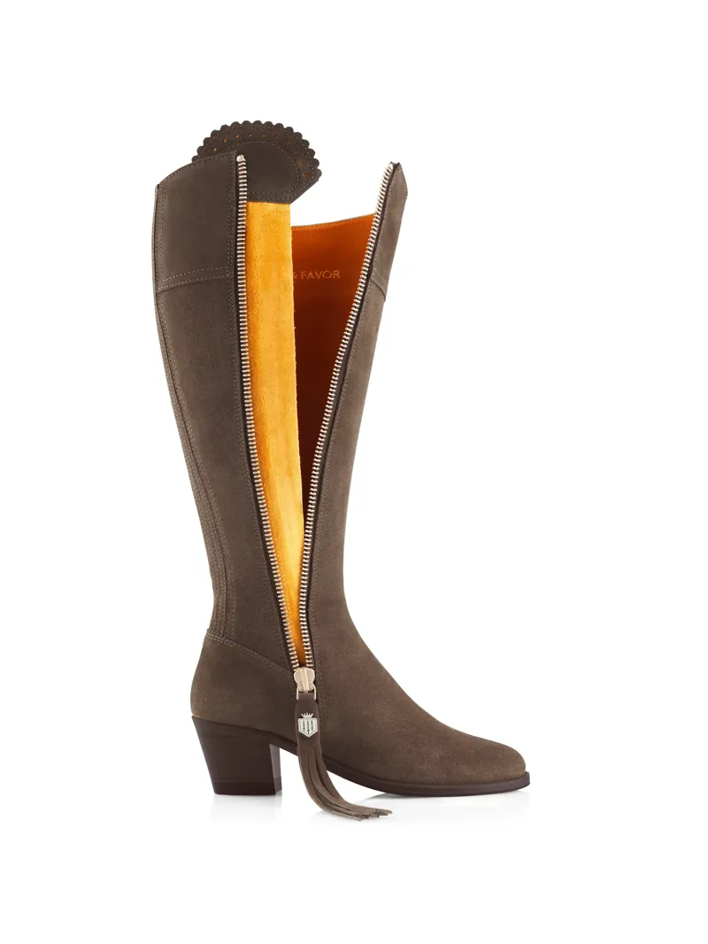 Fairfax and Favor Regina Heeled Boots Regular Fit in Fog-3
