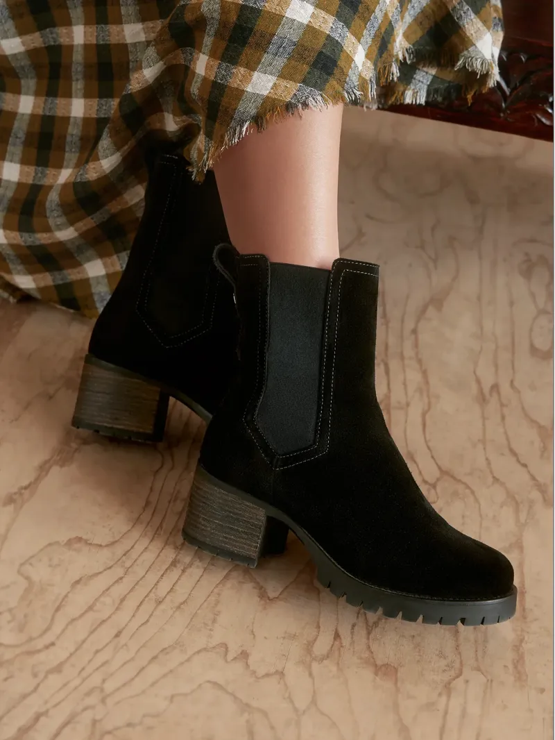 Fairfax and Favor Heeled Boudica Boot in Black Suede-8